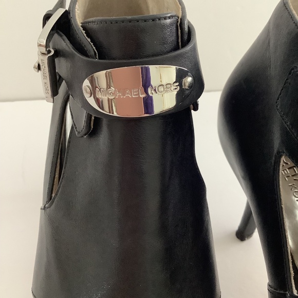 Michael Kors Geniune Leather Black shoe bootie size 8 - Picture 2 of 8